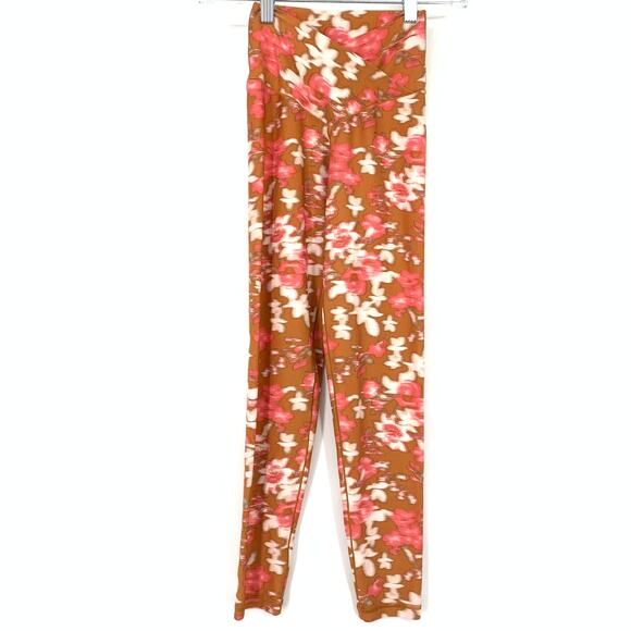 Offline By Aerie Real Me 7/8 Legging Womens Size Small Short Multicolor Print - Picture 1 of 7